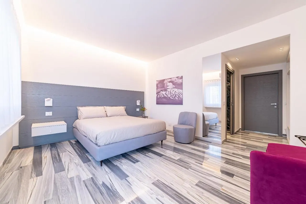 Fronte Etna Hotel Bronte 0*,