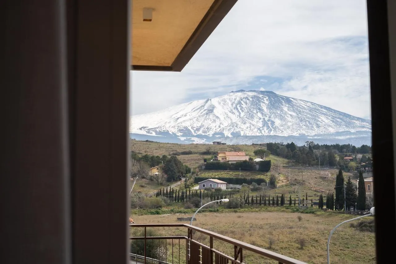 Fronte Etna Hotel Bronte 0*,
